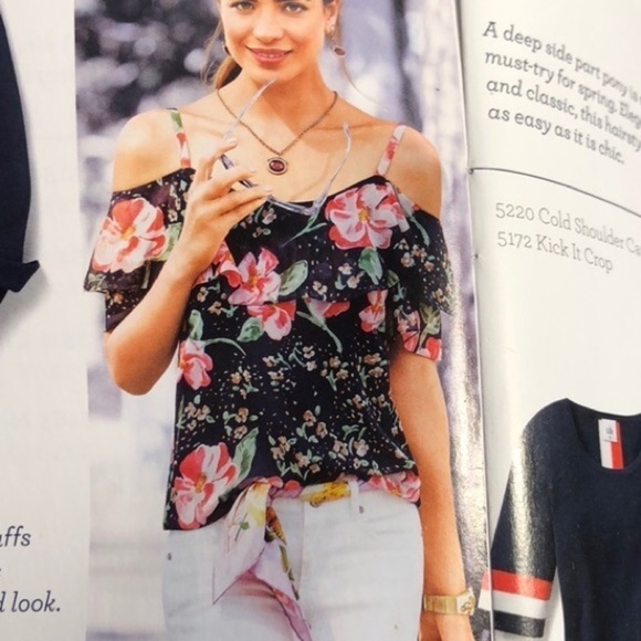 CAbi #5220 Cold Shoulder Cami Fairy Tale Floral Top Size Small Adjustable Straps - Picture 2 of 11